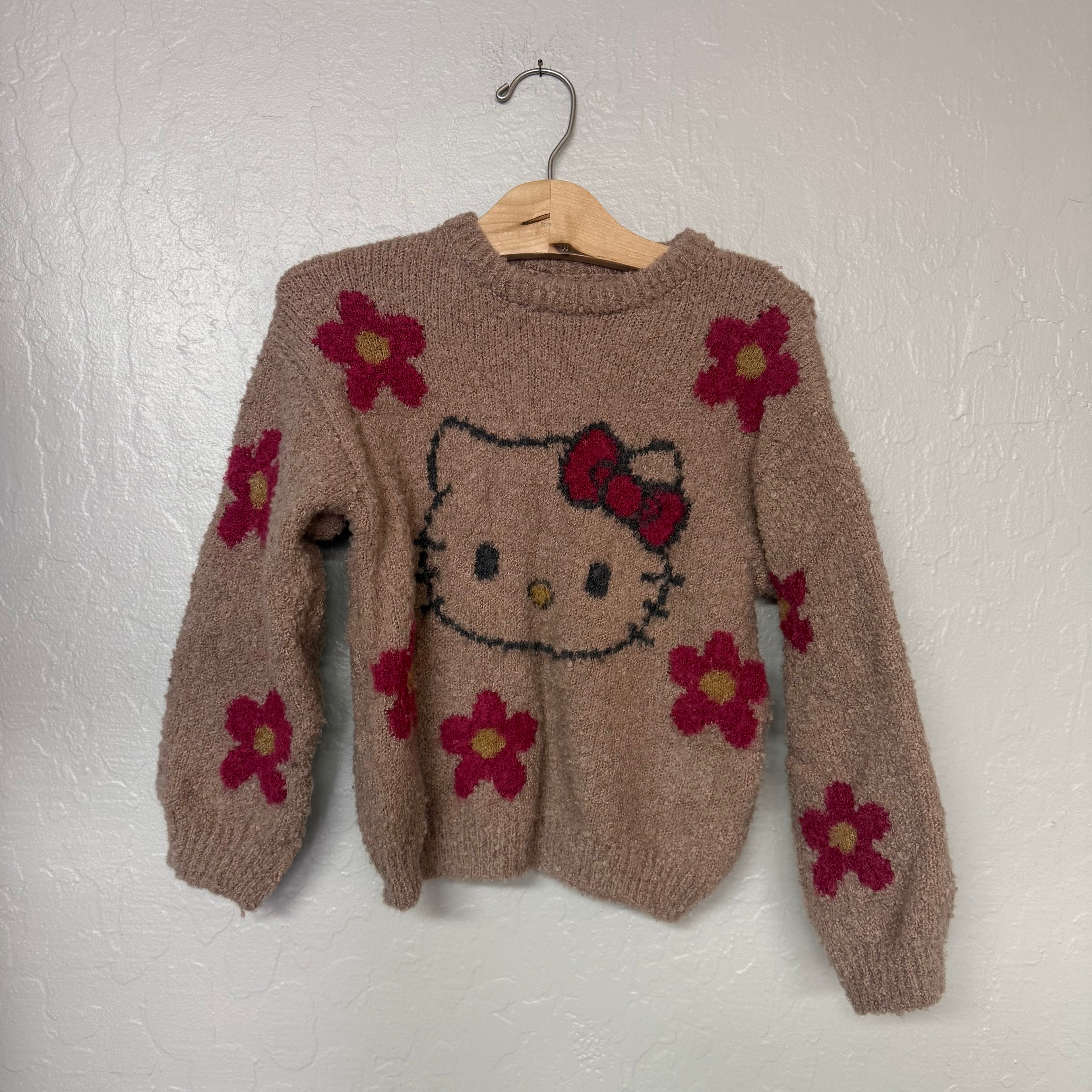 zara hello kitty sweater 6Y