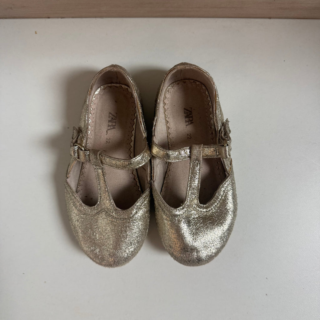 zara gold mary janes 22 euro