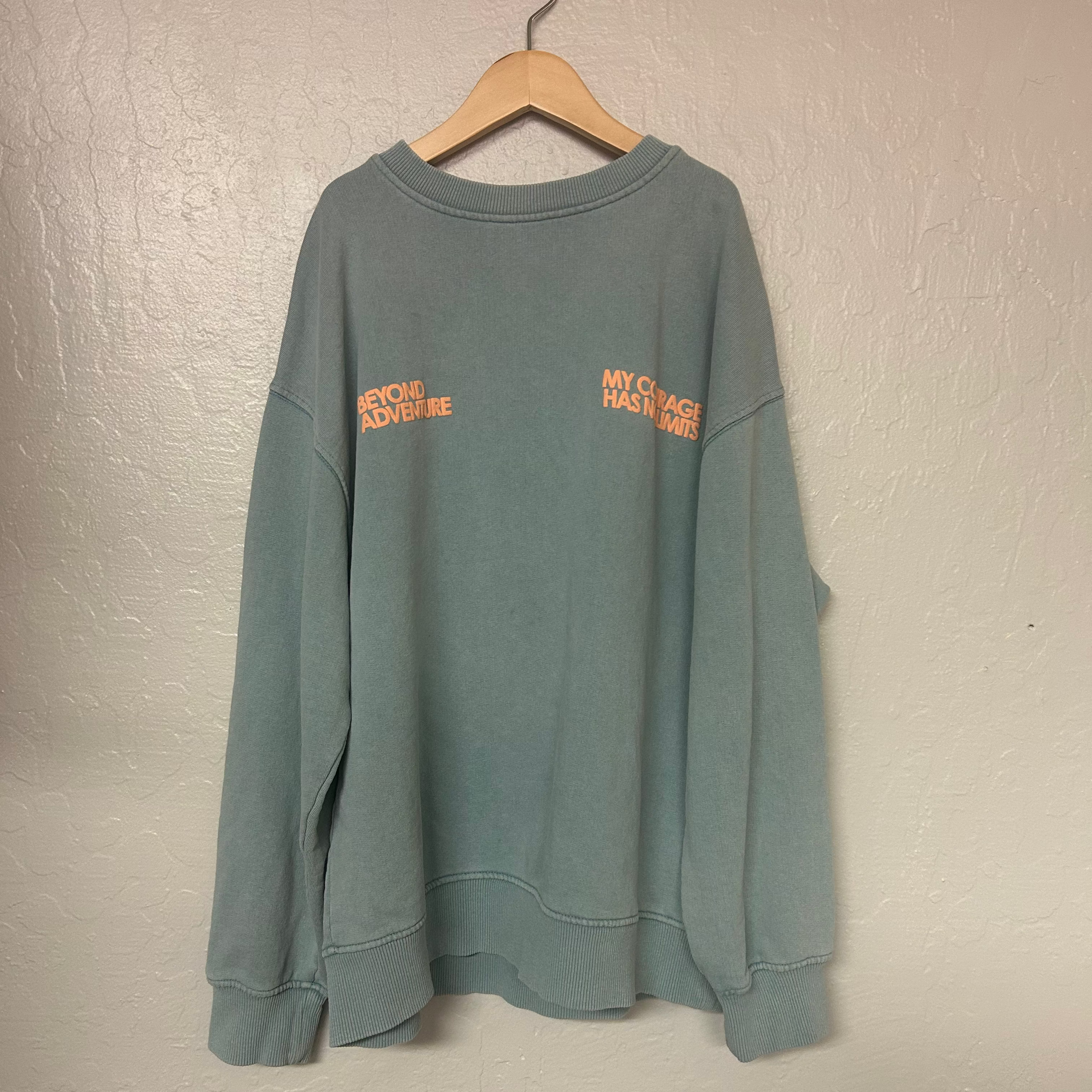 zara boys’ oversized green/blue sweatshirt