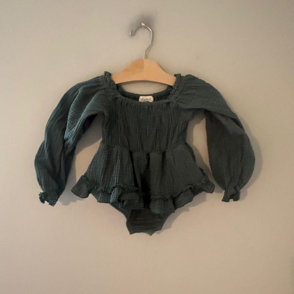 forever french baby green skirted romper 18-24M