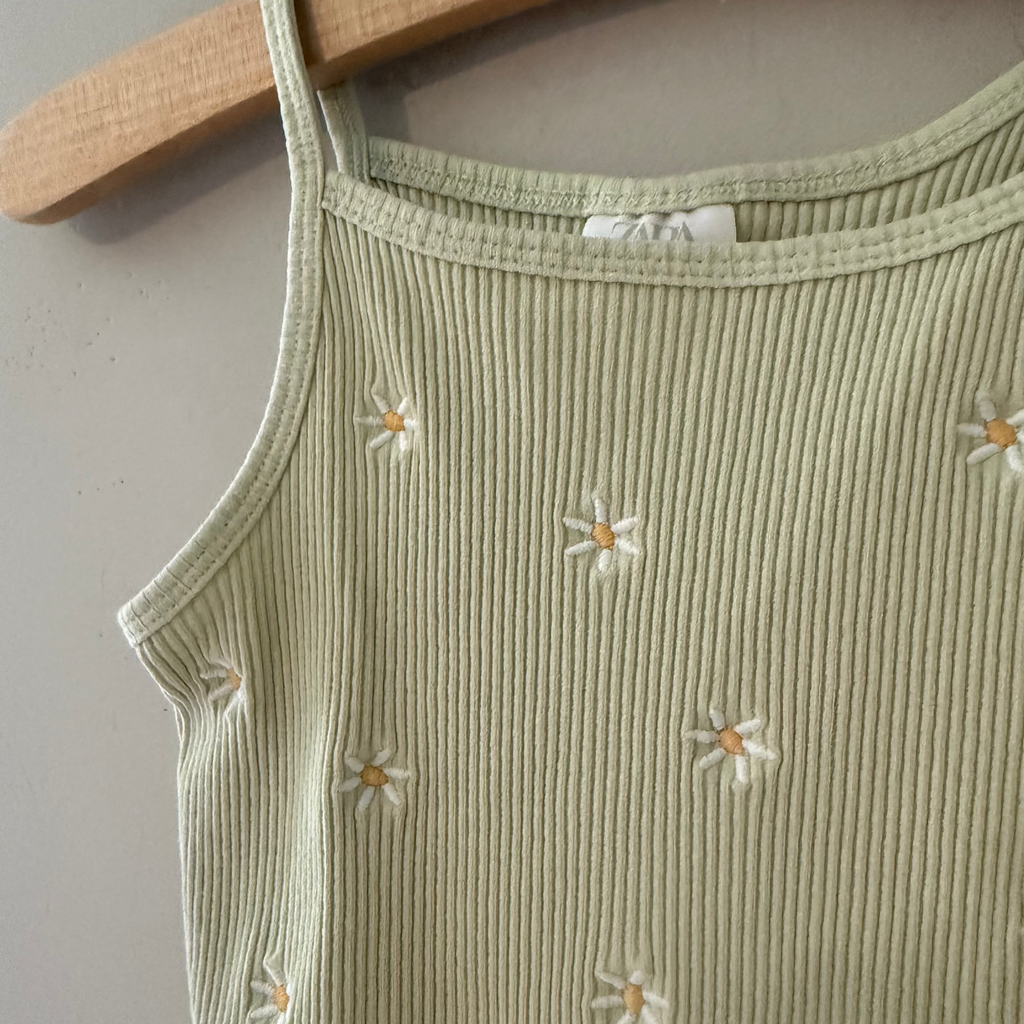 zara girls' green ribbed embroidered daisy cami 7Y