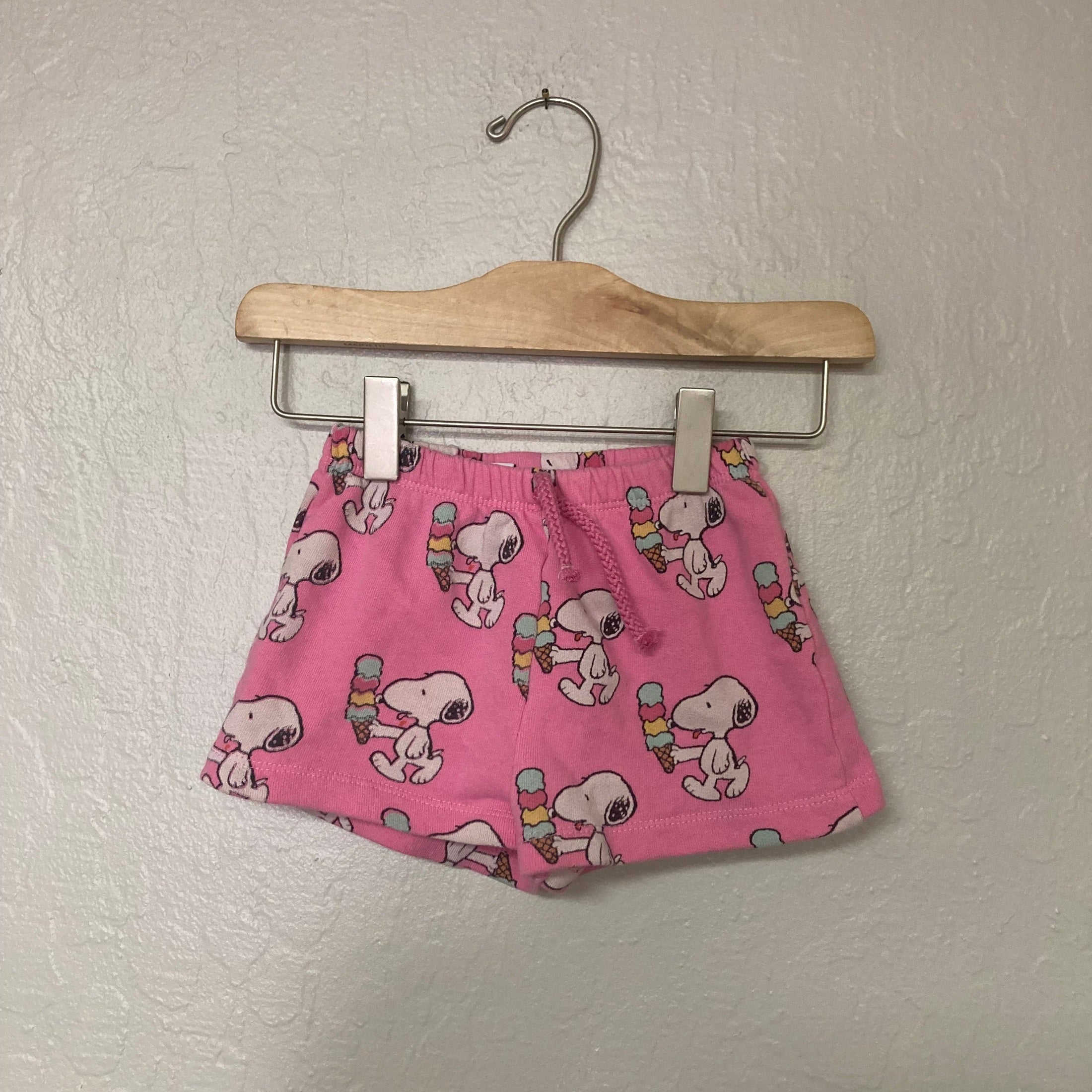 zara x peanuts pink snoopy shorts 18-24M
