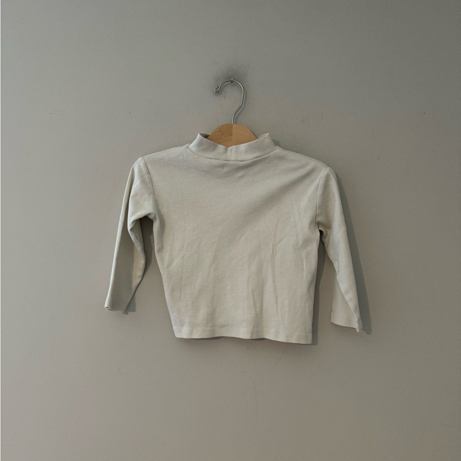 zara girls' cream mockneck long-sleeve 18-24M