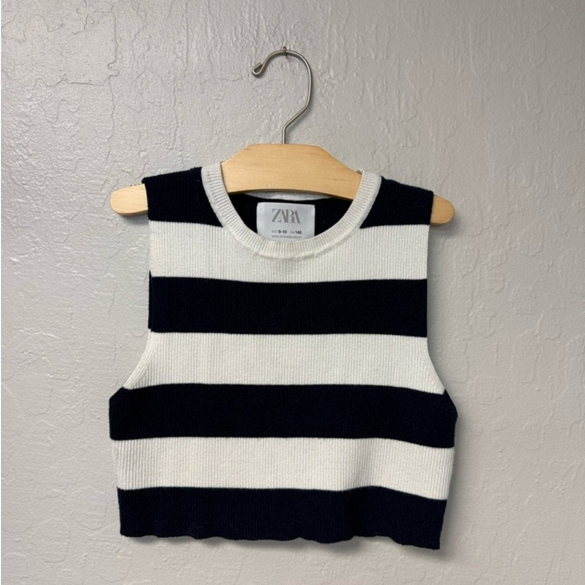 zara navy cream stripe knit 9-10Y