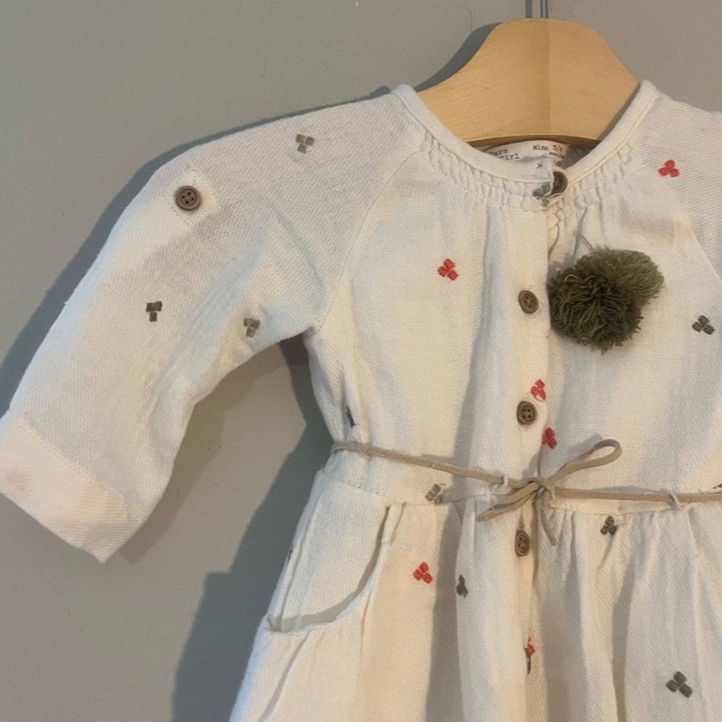 zara cream belted dress 3-6M