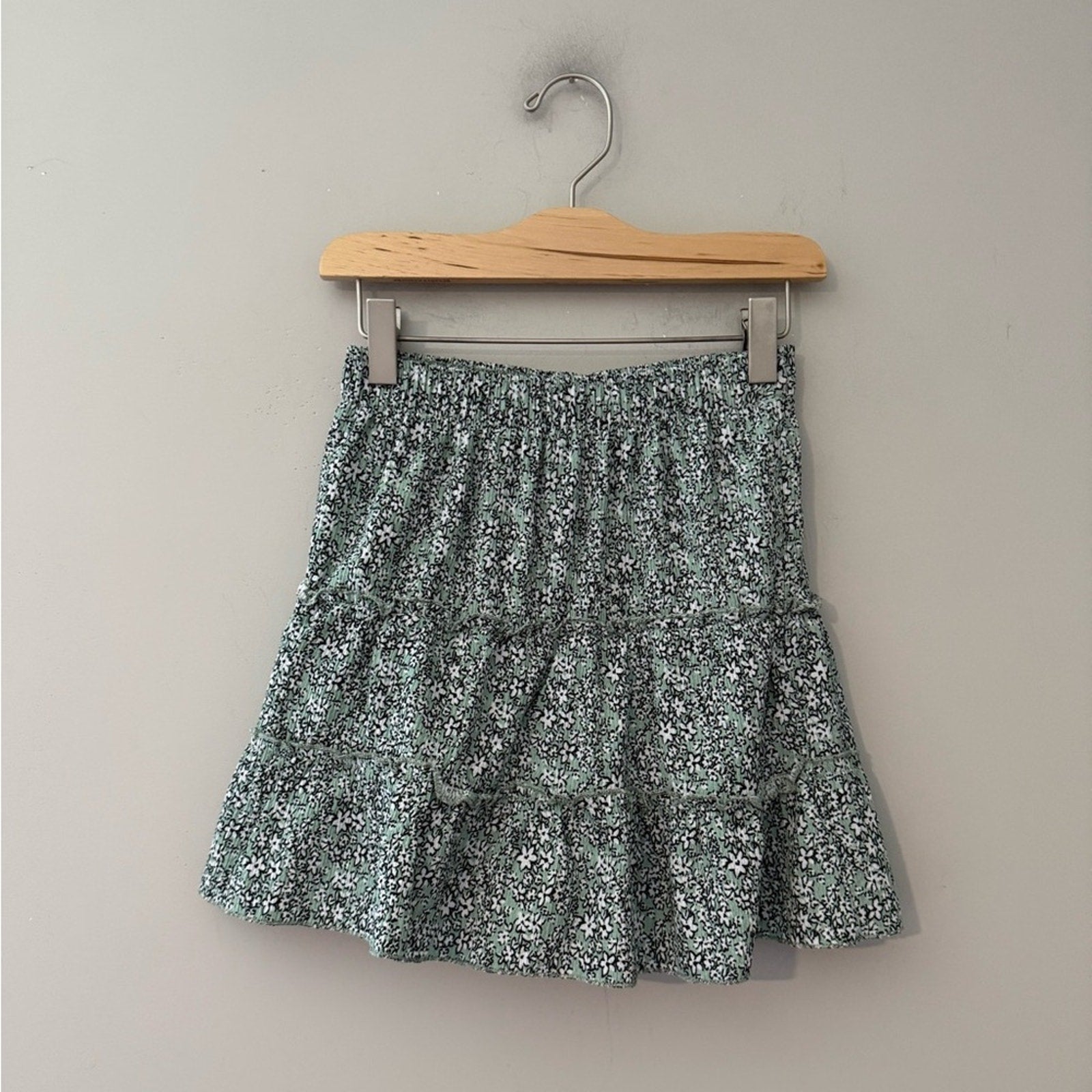 zara floral skirt tiered green‎ 11-12Y