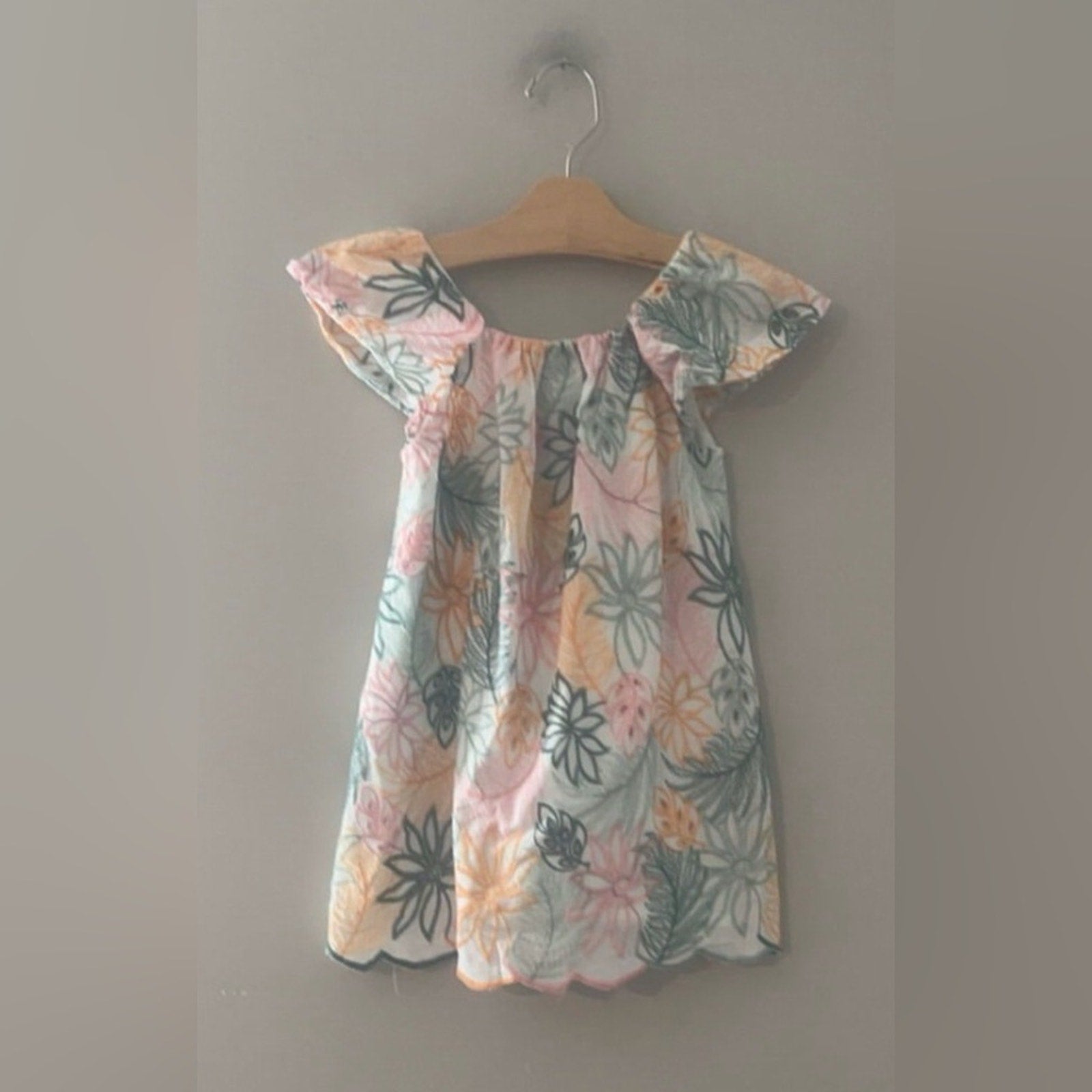 zara girls' floral embroidered dress 5-6Y