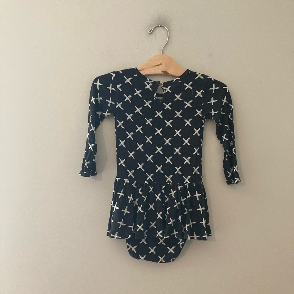 bums & roses hugs black ballerina romper 2T