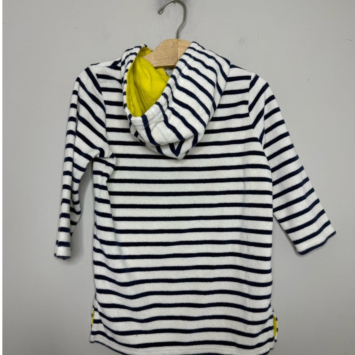 mini boden swim pullover rainbow navy blue stripe 5-6Y