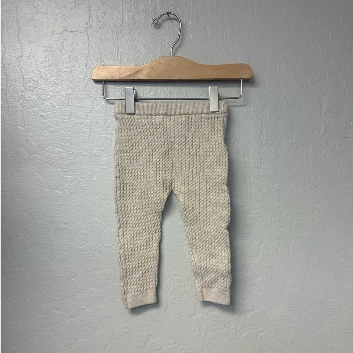 zara beige cable knit leggings 9-12M