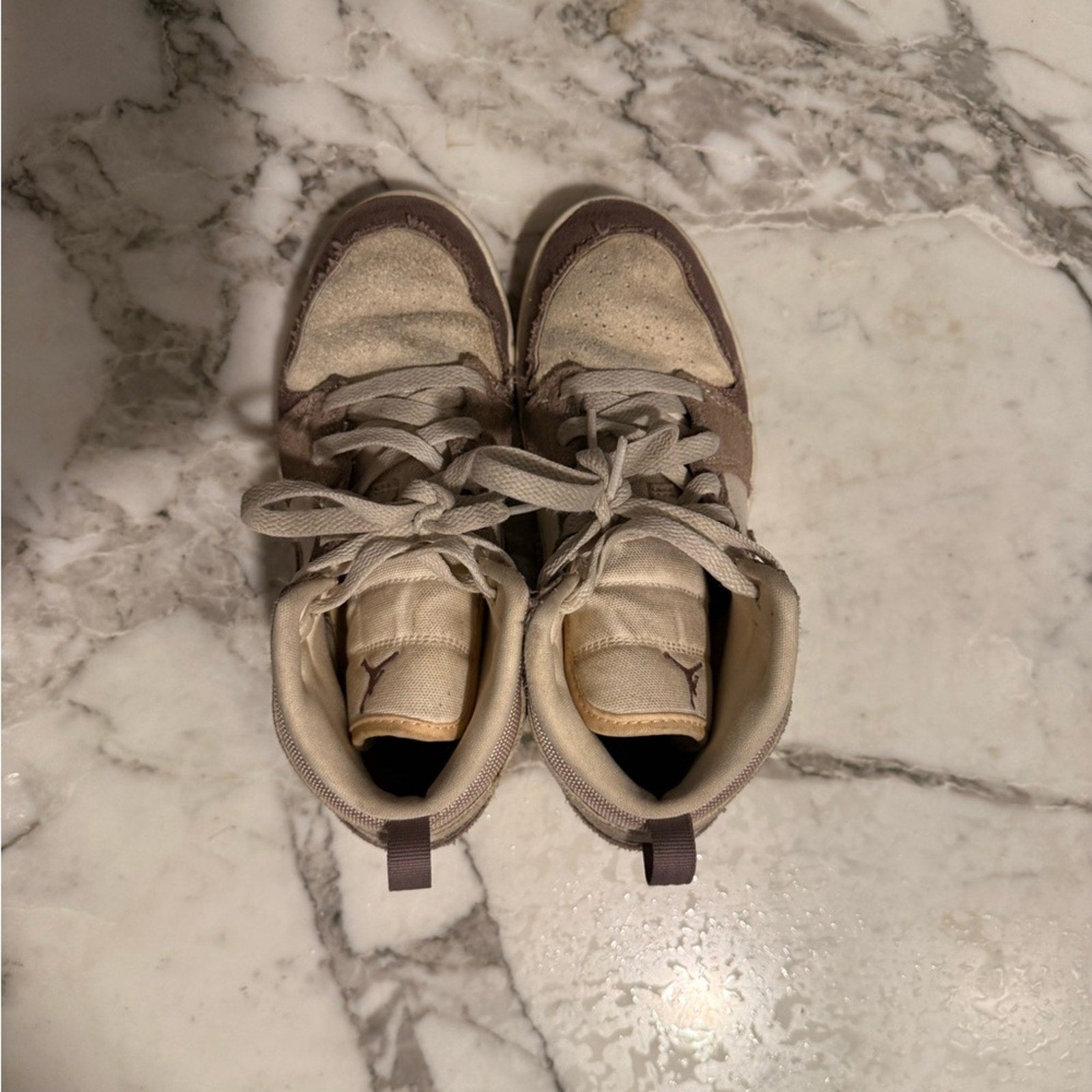 nike gender neutral purple air jordans 2 (big kids)