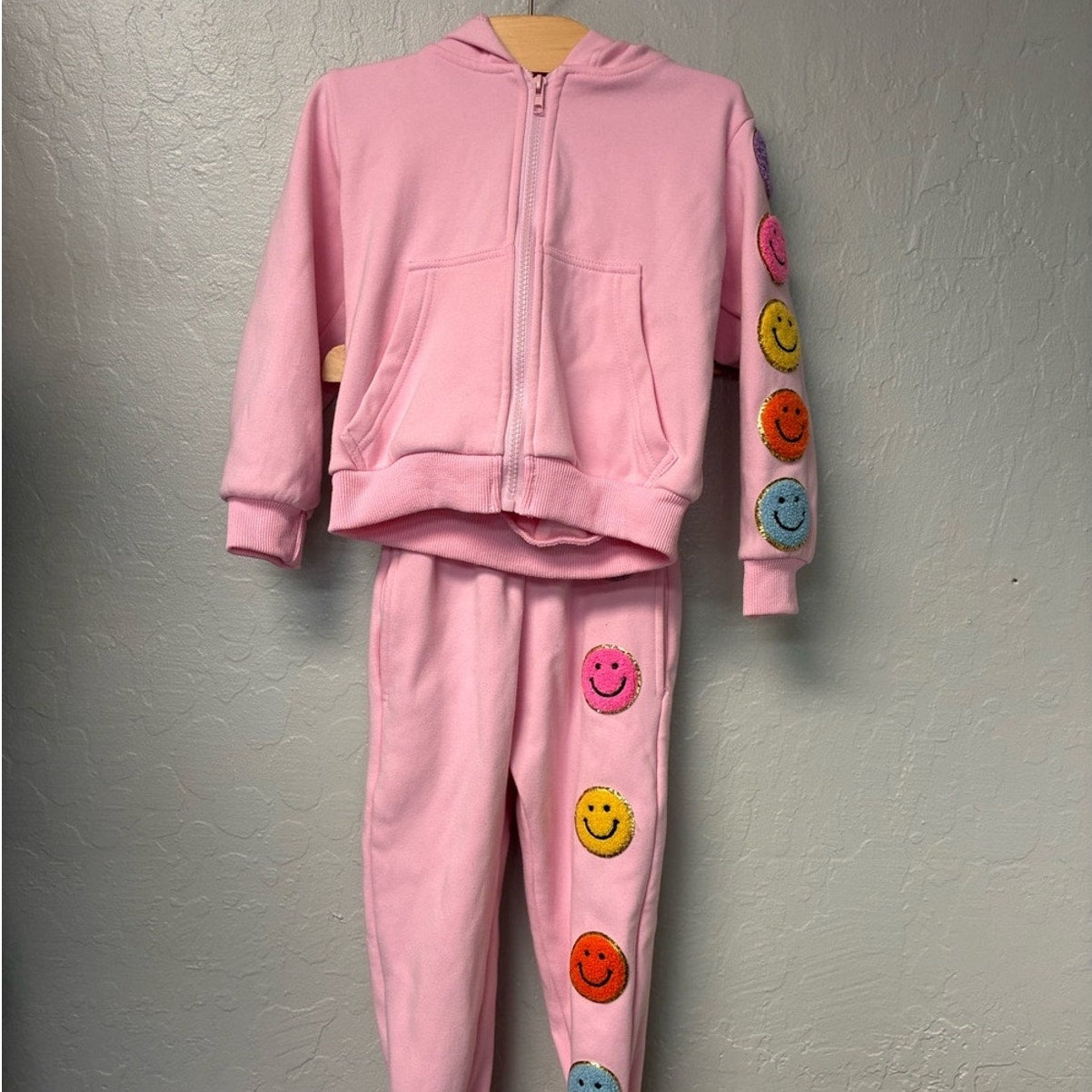 lola and the boys pink smiley sweatsuit 2T