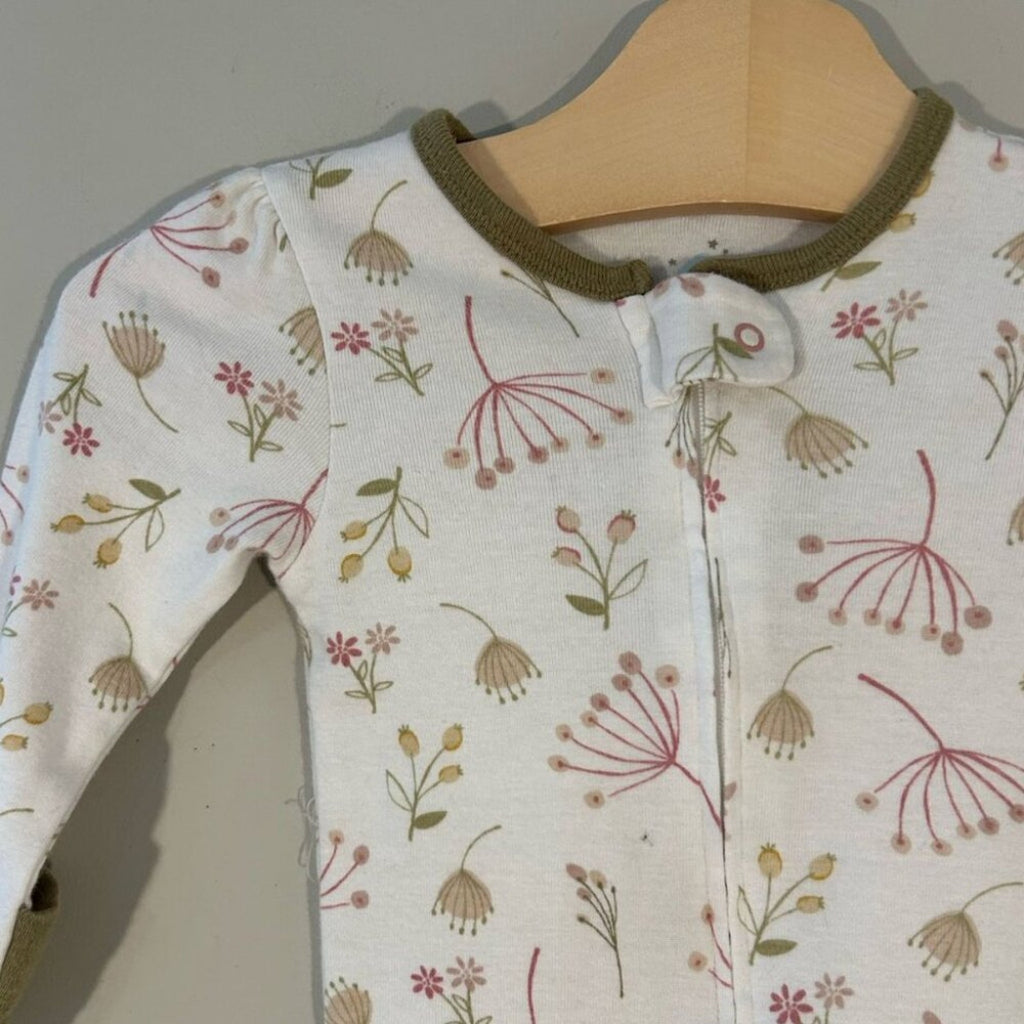 cloud island white floral footie‎ 6-9M
