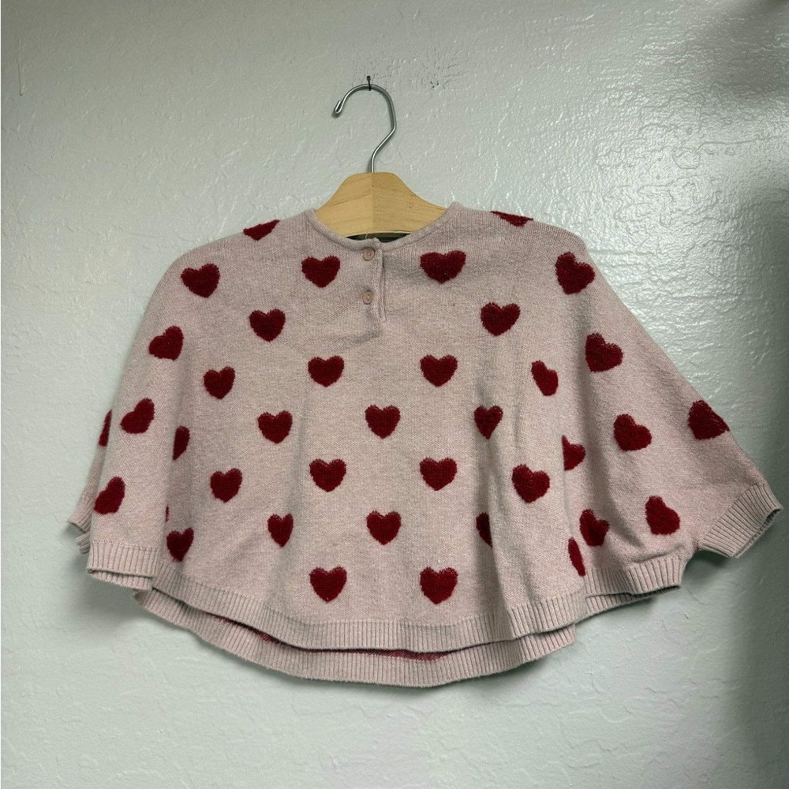 zara red hearts poncho 3-4Y‎