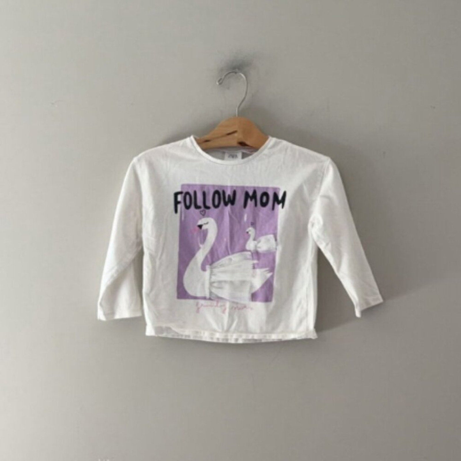zara girls' swan tee 3-4Y