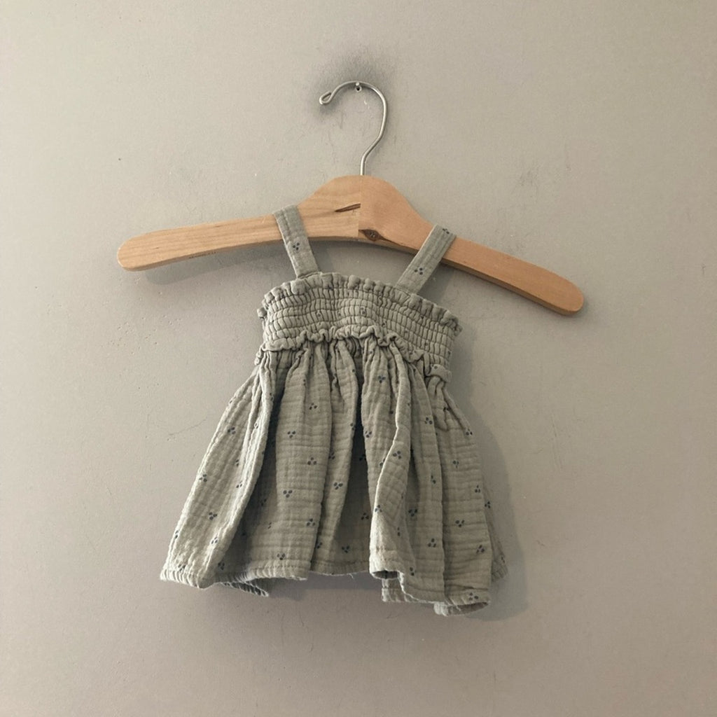 quincy mae green muslin dress 3-6M