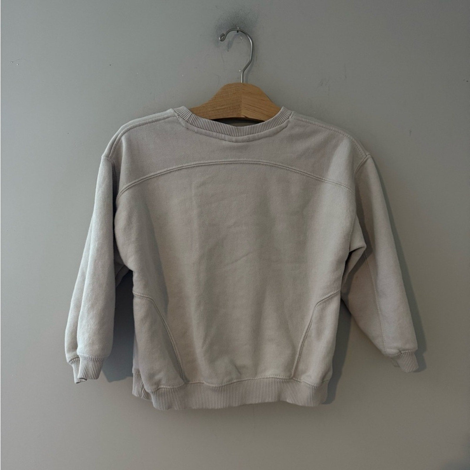 zara neutral beige graphic sweatshirt 5Y