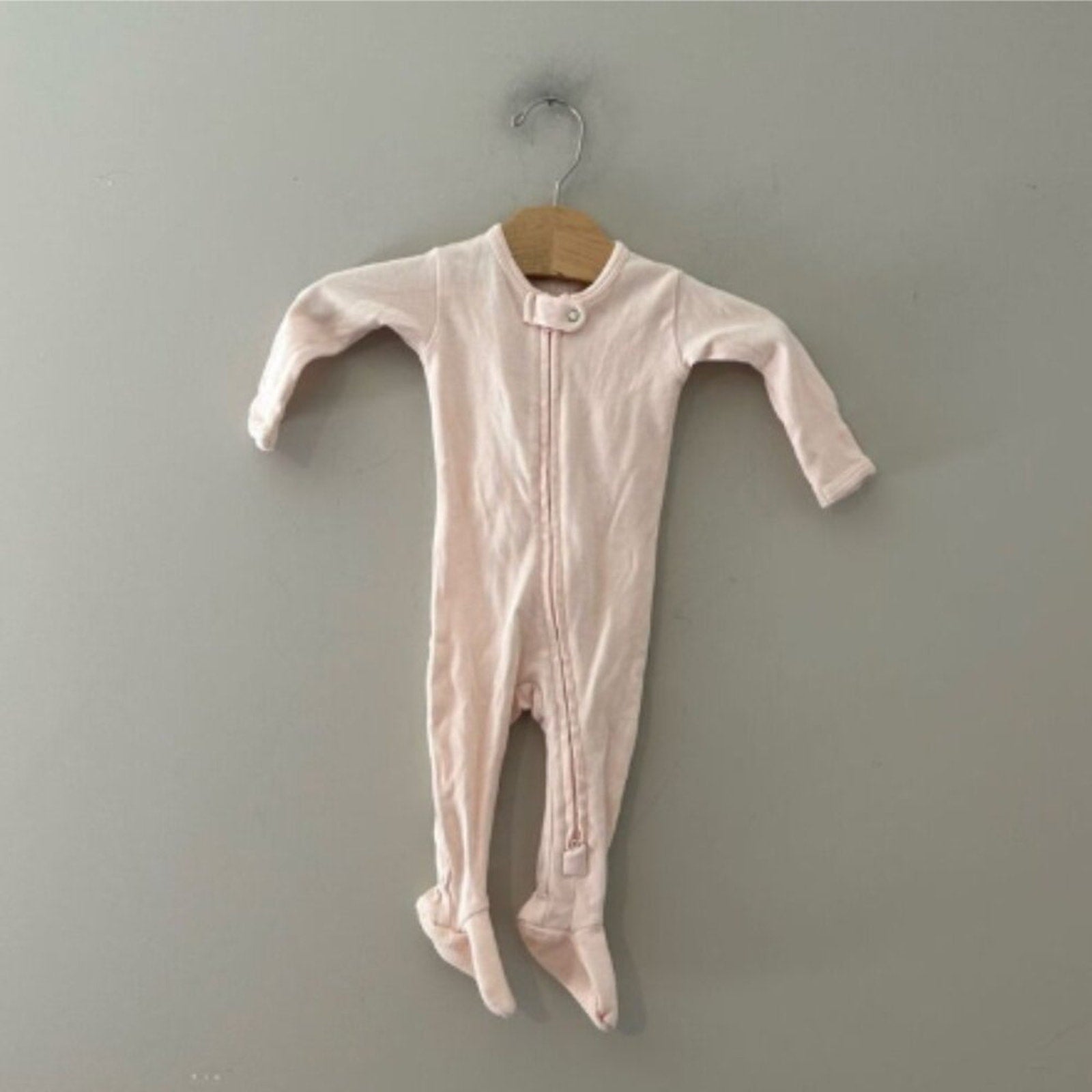 l'oved baby pink footie 0-3M