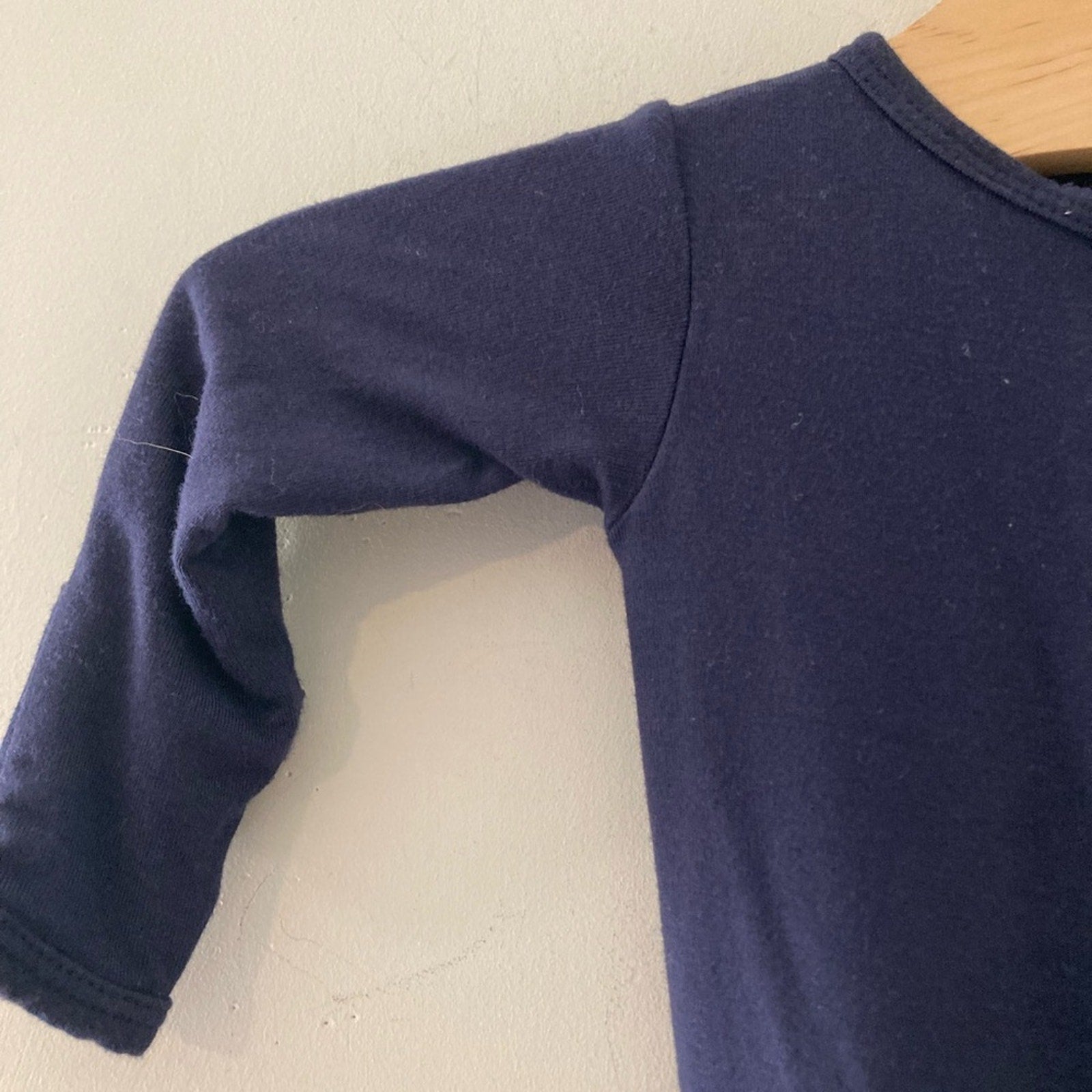 lou lou & co. navy bamboo gown newborn‎