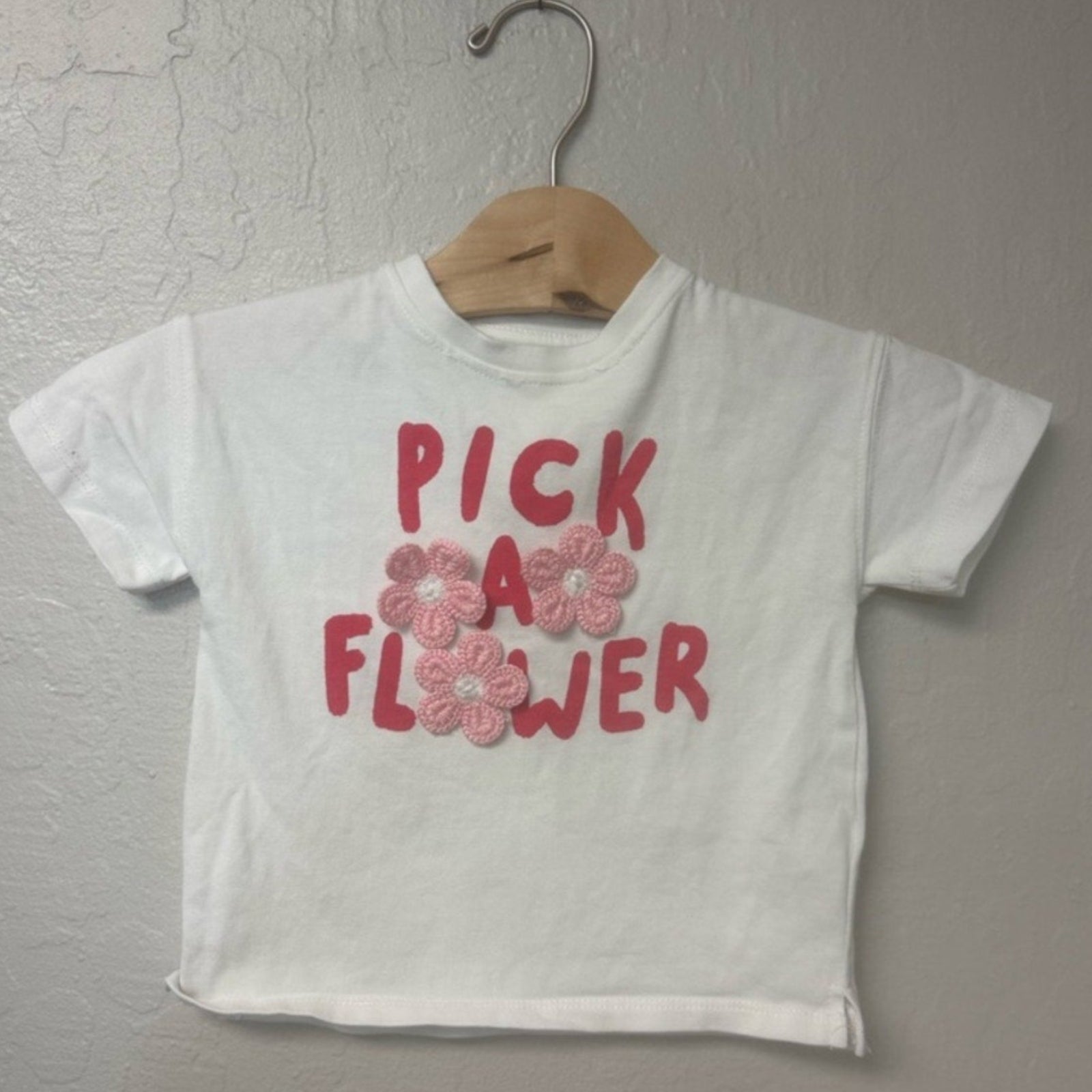 zara girls' white tee crochet flowers 2Y