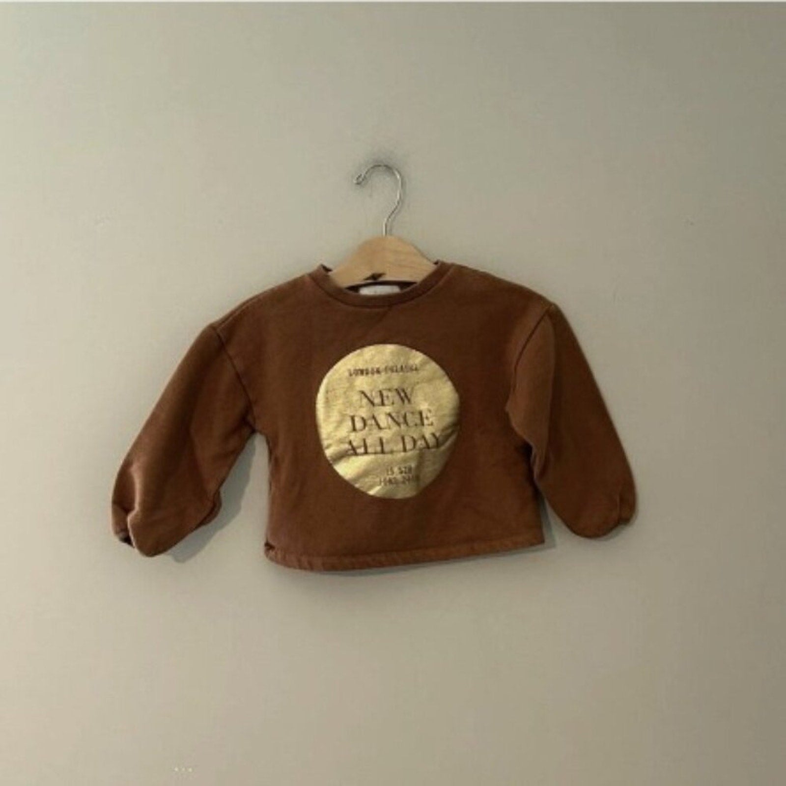 zara girls' london dance sweatshirt 6Y