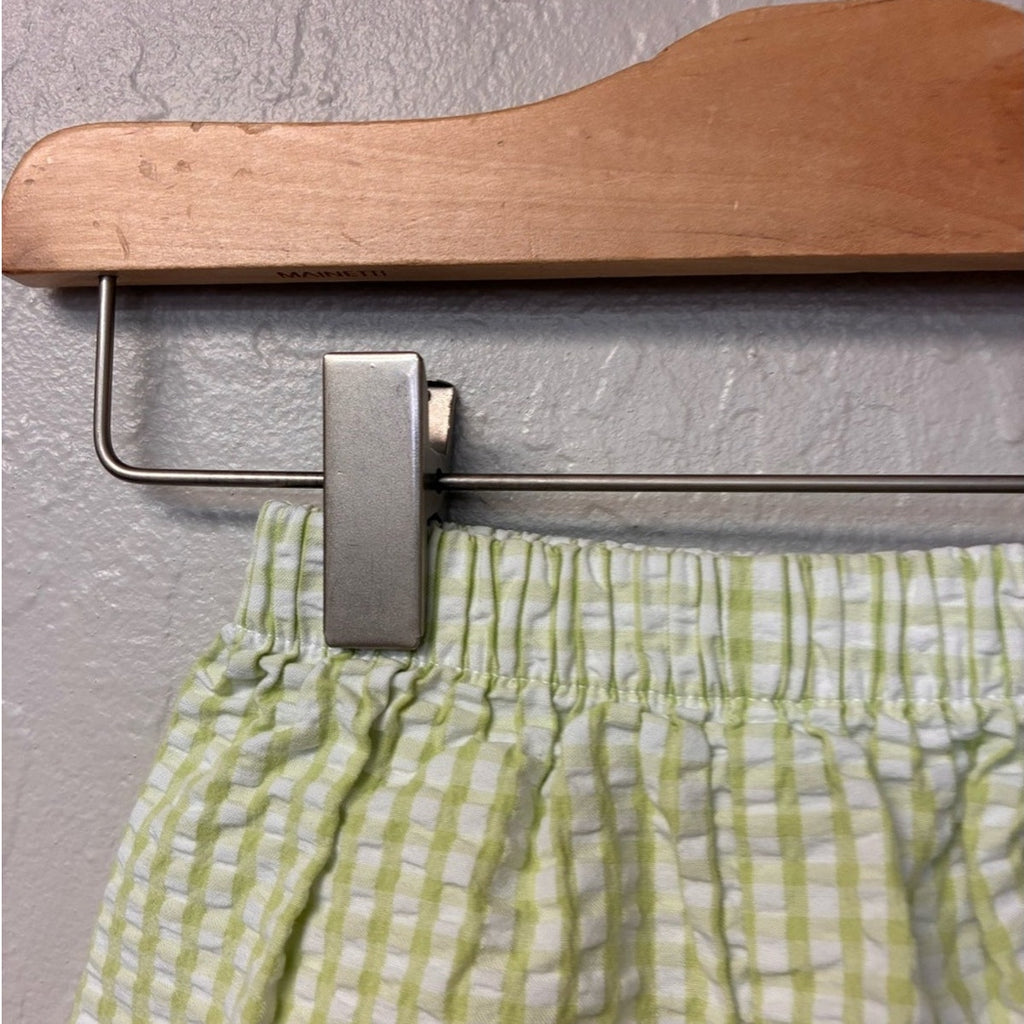 little english green seersucker shorts 3Y