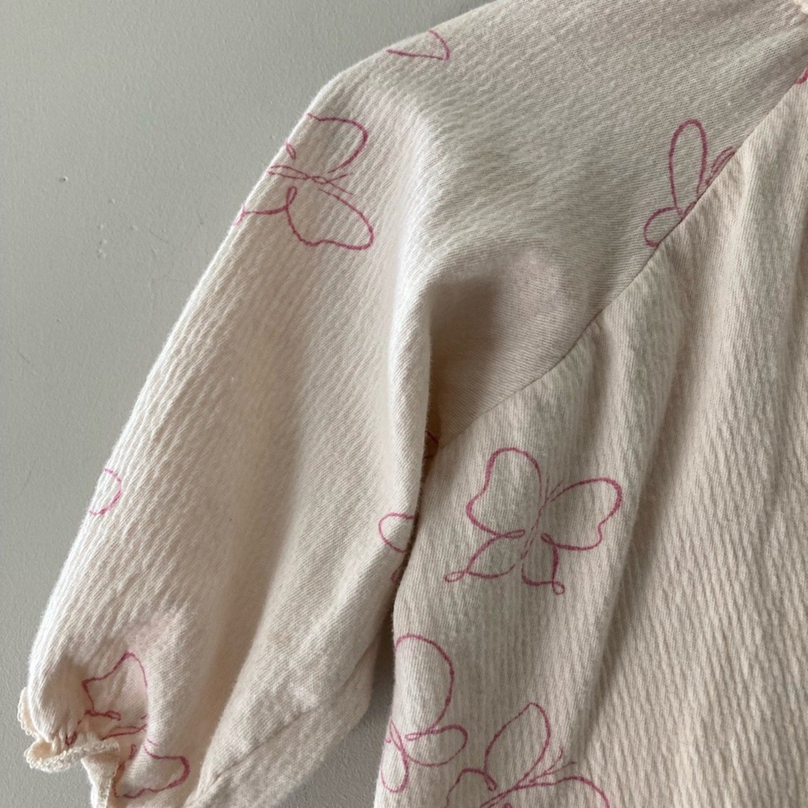 zara girls' cream butterfly blouse 9-12M
