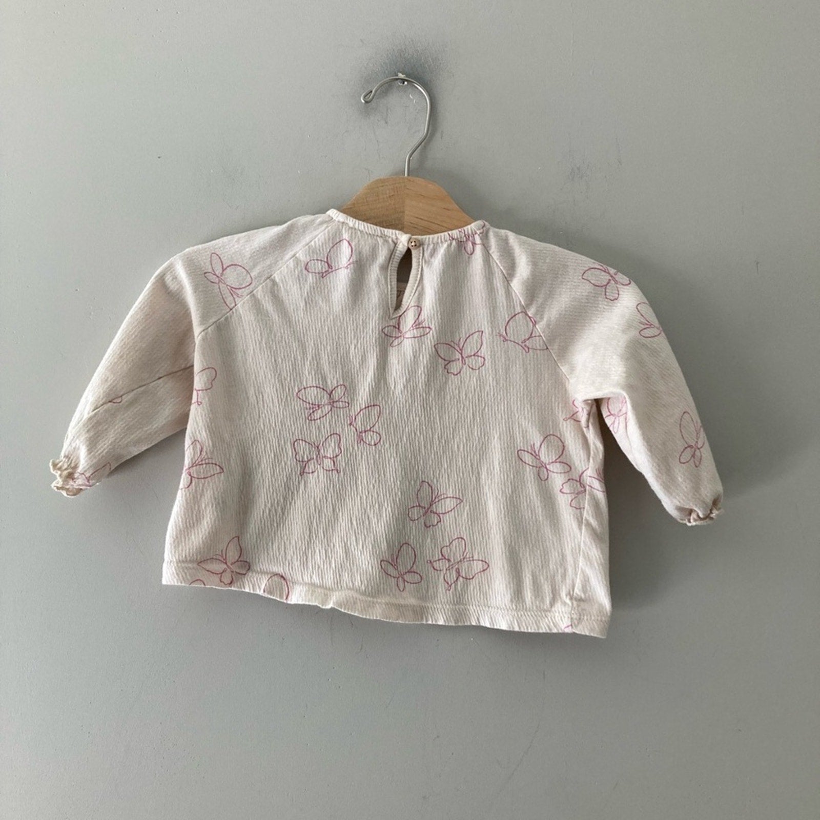 zara girls' cream butterfly blouse 9-12M