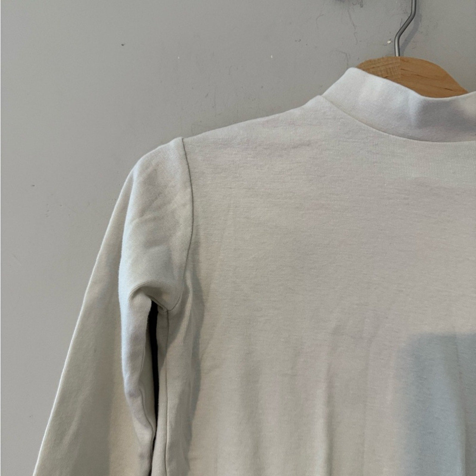 zara girls' cream mockneck long-sleeve 18-24M