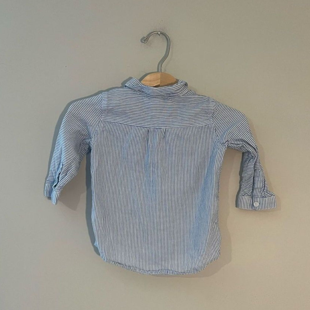 Back view of H&M light blue pinstripe baby boys collared button-down shirt size 6-12M