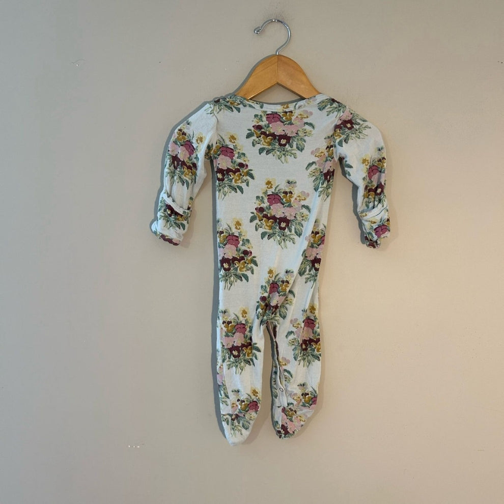 Back view of Kate Quinn pale blue bamboo long-sleeve footless romper featuring all-over floral bouquet print size 6-9M