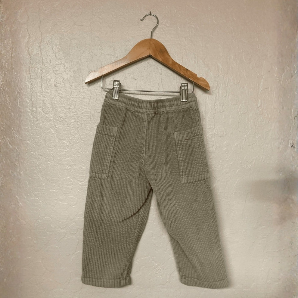 Zara boys' corduroy pants in sage green featuring back pockets and straight leg fit